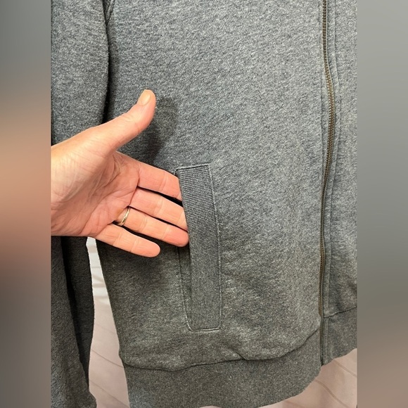 L.L. BEAN Gray flannel lined‎ bomber jacket size S. - Picture 3 of 15